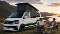 The Greenline Escape – Reine élégante : Volkswagen Campervan (4 couchages)