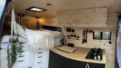 Donna Lina 2.0 – 2p Renault campervan from 2012
