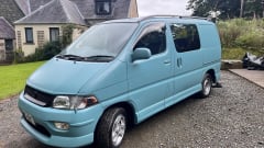 Toyota-Wohnmobil mit 2 Schlafplätzen, Baujahr 1999
