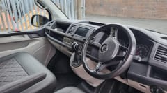 Maisie – Stylish 4berth, pet friendly, automatic VW campervan 