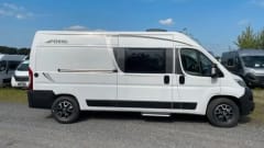 2p Pössl bus uit 2024