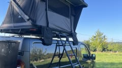 2p Renault rooftop uit 2024