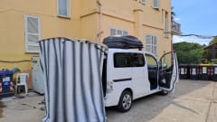 Alex – Indipendent: cheap for cost, city and nature