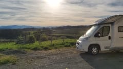Very neat 6m camper for 3 people. Compact yet spacious!