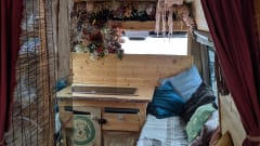Maura the Boogy Wonder Van  – Superior Land Yacht 