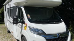 den bult – !Only for driver's license C! - New luxury camper Adria Axess XL S670SL