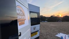 Campervan VAUXHALL MOVANO a 2 posti letto, completamente autosufficiente dal punto di vista energetico, di nuova costruzione. 