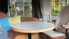 Guppie – 2p Knaus integrated uit 1998
