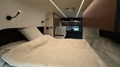 CONSCIOUS.VAN – 2p Mercedes-Benz bus uit 2020