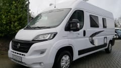 Chausson4, 4 sleeping- 4 seats, Bunk bed!