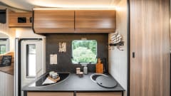 Queen L – Nieuwe Rimor camper voor 6
