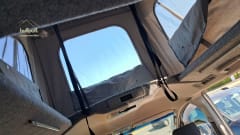 Herbert – Herbert | Cosy Family Campervan | Automatic