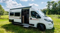 2p Dethleffs bus uit 2024