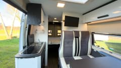 Witte Vlegel – Mclouis Menfys Matic 