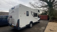 Fabulous Roller Team Zefiro 675 6 berth motorhome