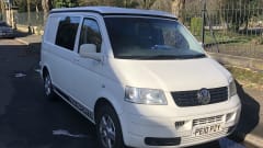 Snowy – Volkswagen T5 Family Camper 