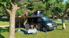 Volkswagen t5 campervan 
