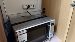 Haags Bakkie – 2p Knaus semi-integrated uit 2005