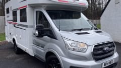 Wee Arria – Nagelneues Wohnmobil mit 4 Schlafplätzen, Automatikgetriebe, Versicherung inklusive