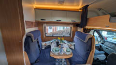 Big Bertha – Chausson-Nische mit 6 Schlafplätzen aus dem Jahr 2010