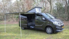 Ollie │ Luxury 2 person camper