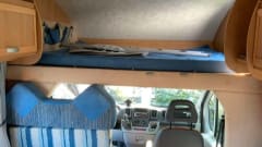 Moby – Mc louis alcove 6 person camper