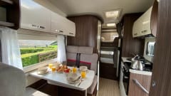 KOM Motorhomes - Benimar Mileo 313