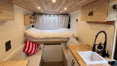 Camper Peugeot a 2 posti letto dal 2026