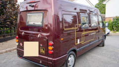 The master – 2 berth IH Oregon Renault master