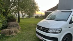 4p Volkswagen campervan 4 x 4
