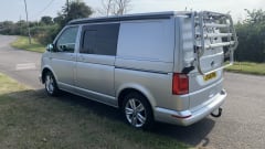 Silver Surfer – VW T6 camper ~ 4 Berth ~ insurance included 