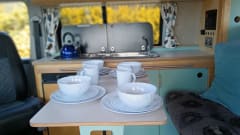 Harley – T5 VW Pop-top 4 Berth (SWB) Campervan (2010)