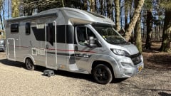 Camper het Spick… – Luxe 4 persoons Adria Matrix Platinum