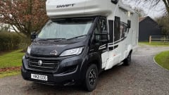 Swift Edge 476