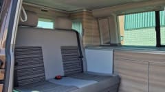 Blue California – 4p Volkswagen campervan from 2011