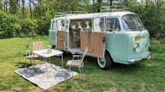 Lientje –  Volkswagen T2 bus uit 1990