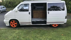 AJAX – Un camper T4 con grande personalità