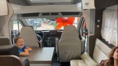 5p Ford semi-integrated uit 2024