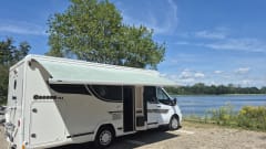 Cocoon 463 – 4p Benimar semi-integrated uit 2023
