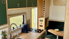Evergreen – Luxury Off-Grid Campervan