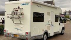 Spacious 4 person Fiat Camper Chausson Flash with French bed & lift bed