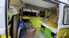 Vale – 4 berth Volkswagen campervan from 1979