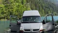 Rocket – 2p Renault bus uit 2005