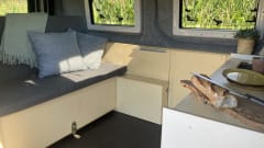Matty – Matty camper super bus to go on an adventure!