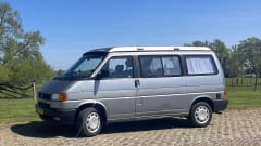 Fifty Shades –  Camper Volkswagen T4 California (4 persone)