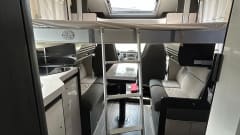 RT 267 – 4p Roller Team semi-integrated uit 2022
