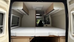 Camperrent 400 – 3p Sunlight bus from 2025