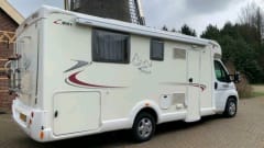 Rapido Camper with Queen Bed