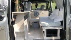 Willi – Vermiete Renault Kangoo Minicamper Eigenumbau