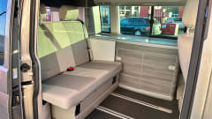 Hotel California  – VW CALIFORNIA T6 OCEAN 204 PK AUTOMAAT